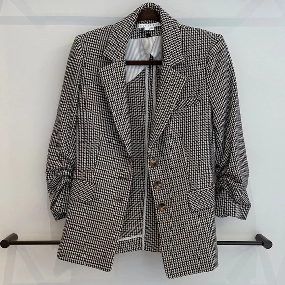 Veronica Beard Blue and Brown Houndstooth Blazer - Picture 1 of 6